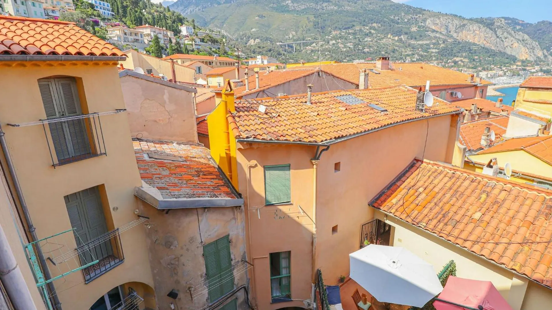 Apartamento 'La Belle Vue Mer' Cozy Appartement, Centre, Plage Menton