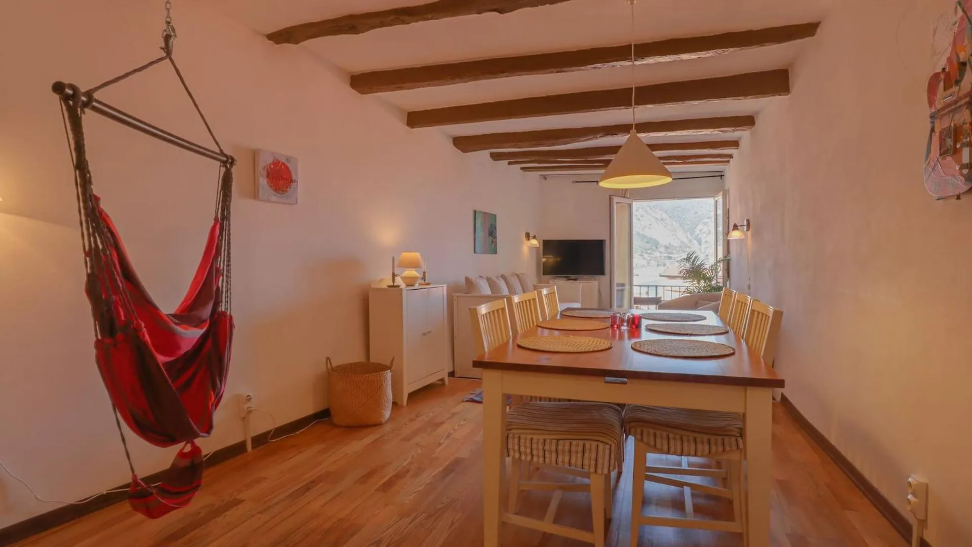 Apartamento 'La Belle Vue Mer' Cozy Appartement, Centre, Plage Menton Francia