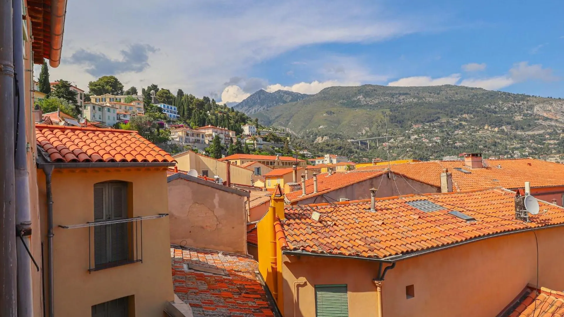 'La Belle Vue Mer' Cozy Appartement, Centre, Plage Menton 0*,  Francia